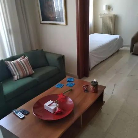 Central,Family Friendly Apt